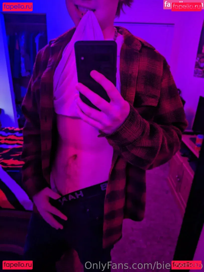 bielzebub Onlyfans Photo Gallery 