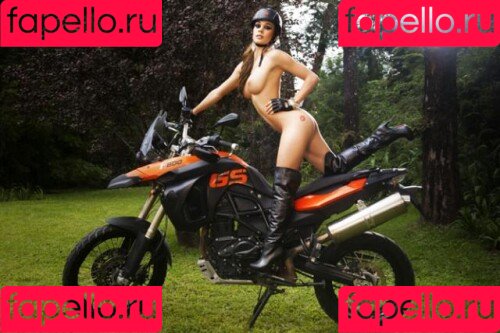 Lauren Compton Onlyfans Photo Gallery 