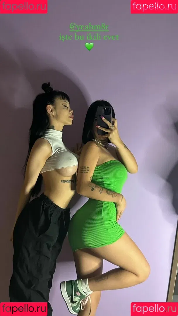 yeahmur Onlyfans Photo Gallery 