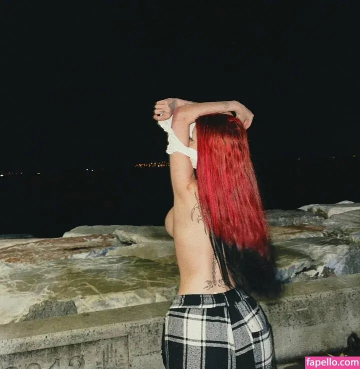 yeahmur Onlyfans Photo Gallery 