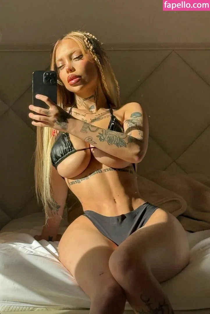 yeahmur Onlyfans Photo Gallery 