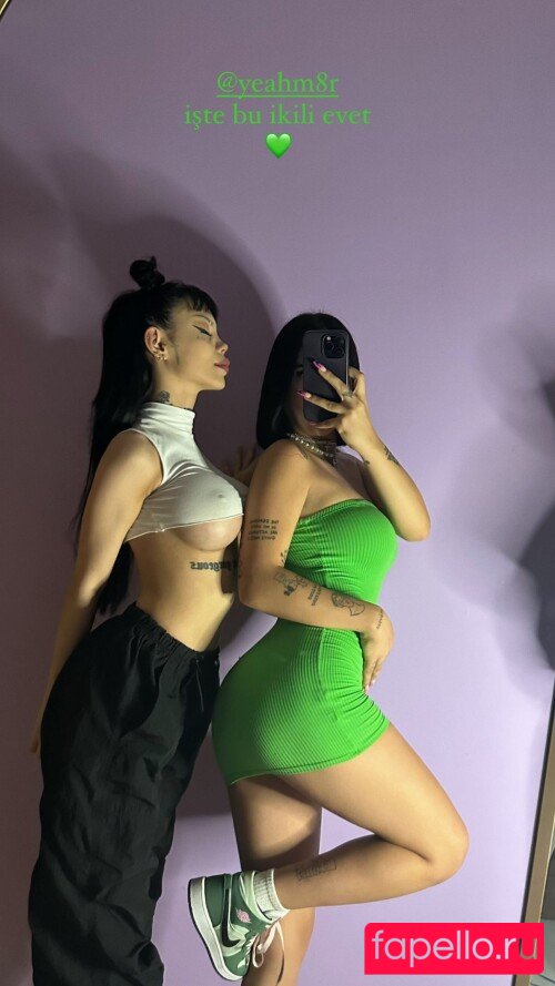 yeahmur Onlyfans Photo Gallery 