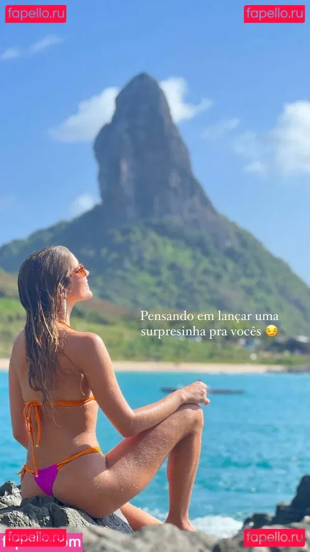 Isabella Santoni Onlyfans Photo Gallery 