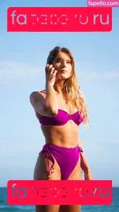 Isabella Santoni Onlyfans Photo Gallery 