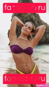 Isabella Santoni Onlyfans Photo Gallery 