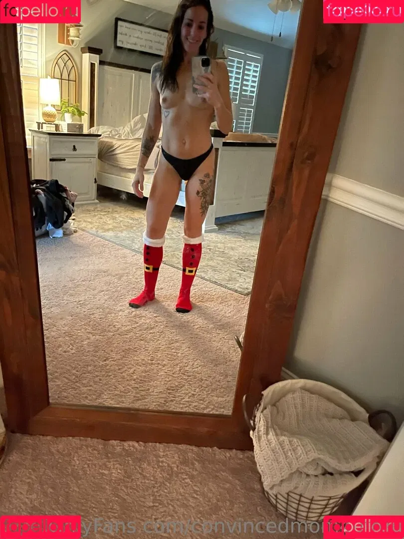 convincedmom4ufree Onlyfans Photo Gallery 