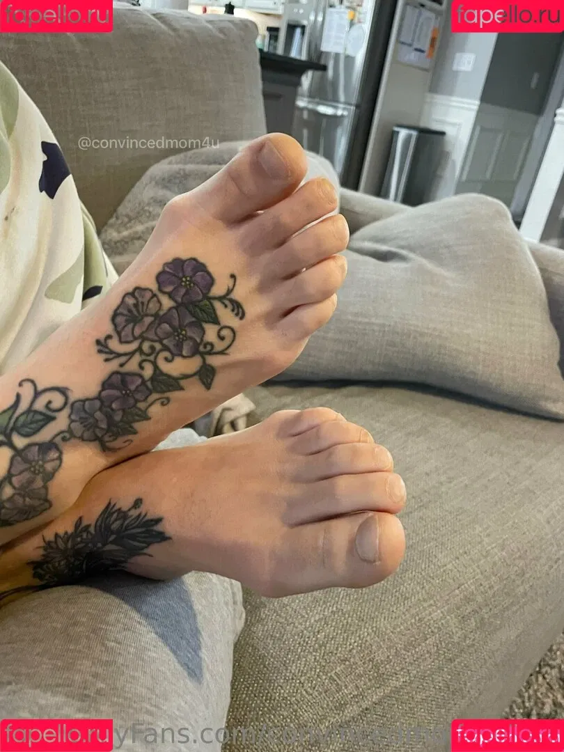 convincedmom4ufree Onlyfans Photo Gallery 