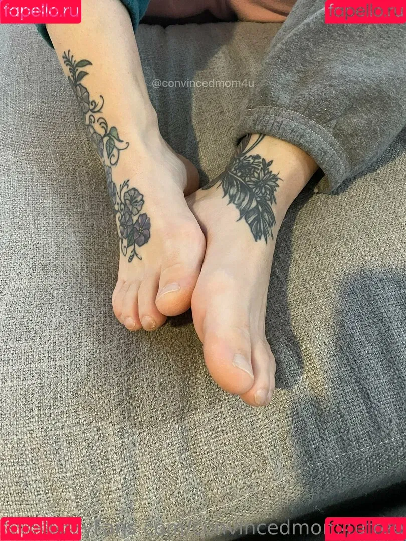 convincedmom4ufree Onlyfans Photo Gallery 