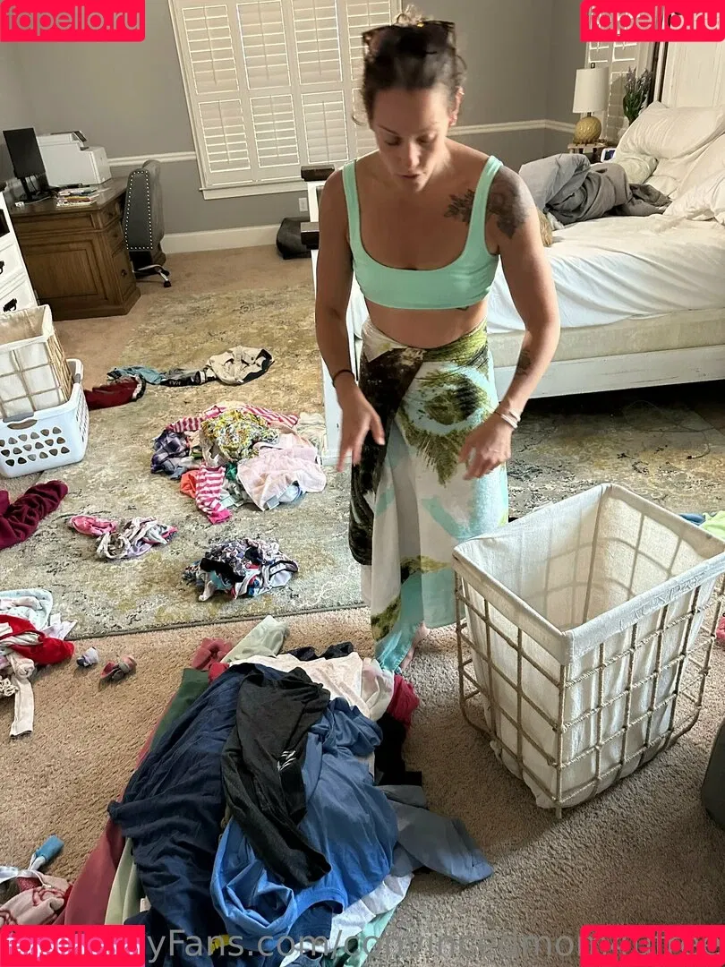 convincedmom4ufree Onlyfans Photo Gallery 