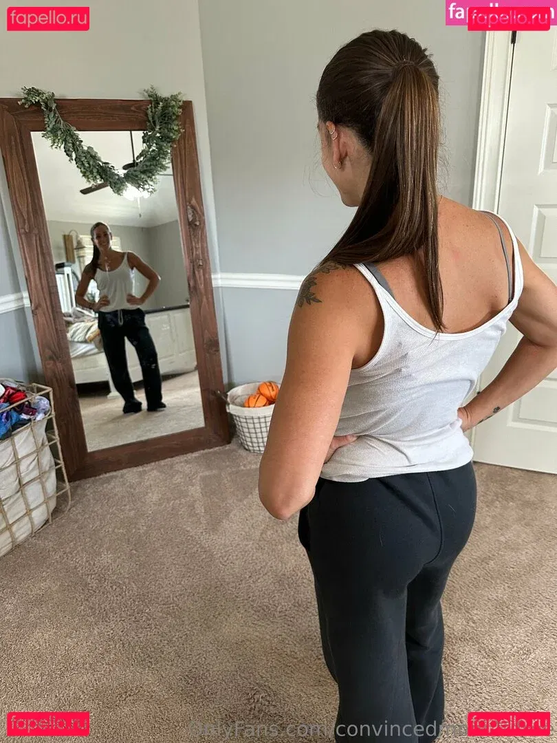 convincedmom4ufree Onlyfans Photo Gallery 