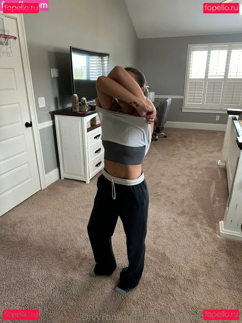 convincedmom4ufree Onlyfans Photo Gallery 