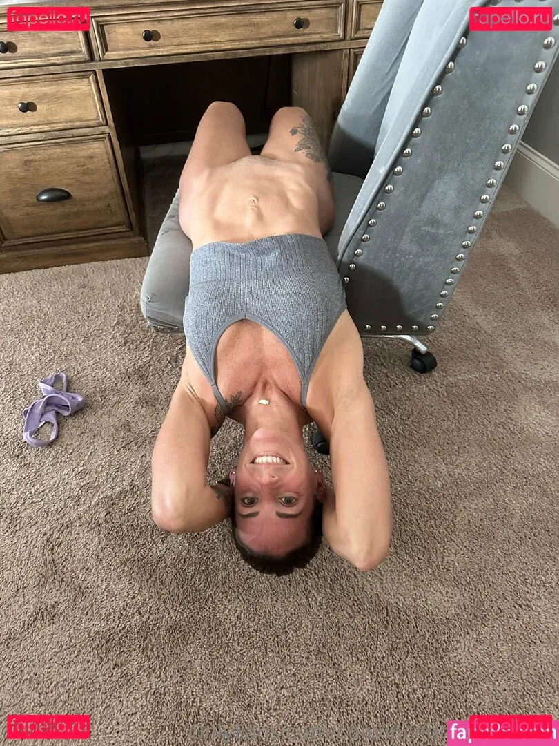 convincedmom4ufree Onlyfans Photo Gallery 