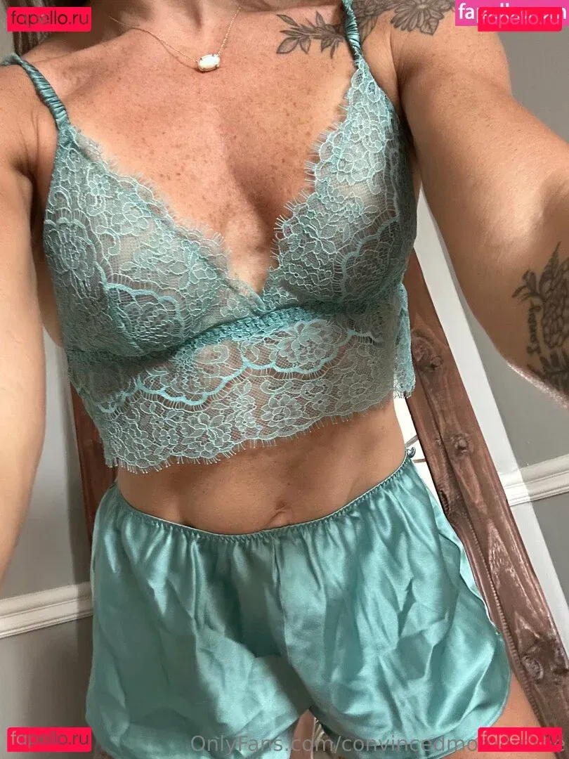 convincedmom4ufree Onlyfans Photo Gallery 