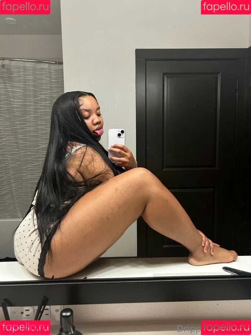 drippinvelvet Onlyfans Photo Gallery 