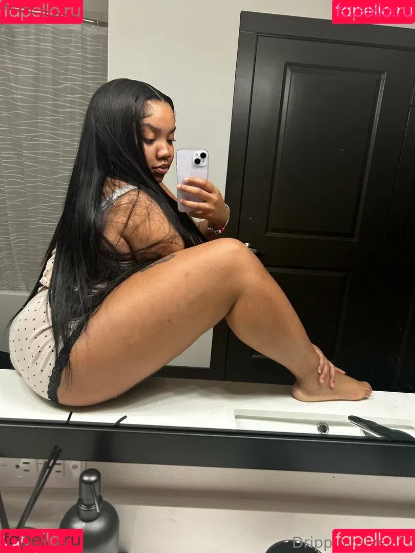 drippinvelvet Onlyfans Photo Gallery 