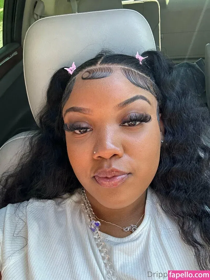 drippinvelvet Onlyfans Photo Gallery 