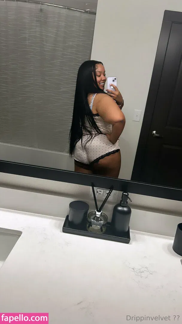 drippinvelvet Onlyfans Photo Gallery 