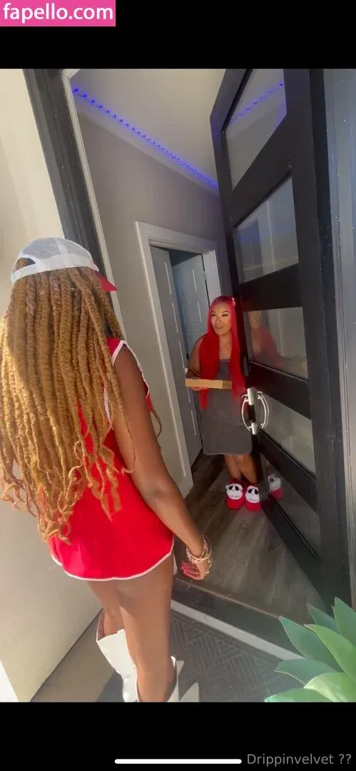 drippinvelvet Onlyfans Photo Gallery 