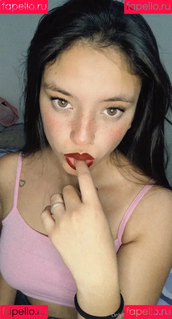 jiimenagis Onlyfans Photo Gallery 