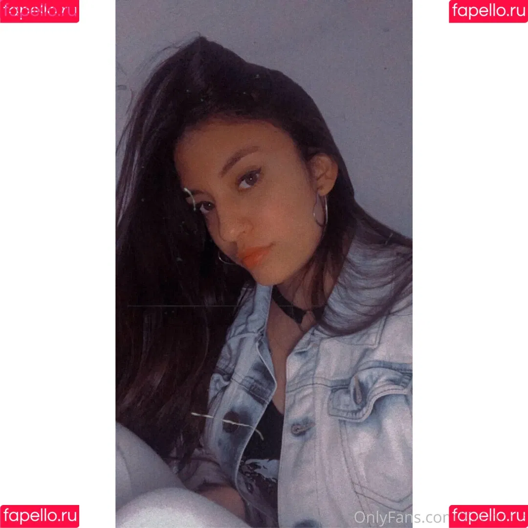 jiimenagis Onlyfans Photo Gallery 