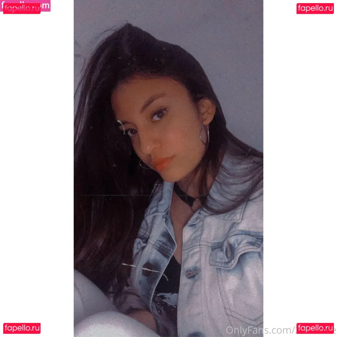 jiimenagis Onlyfans Photo Gallery 