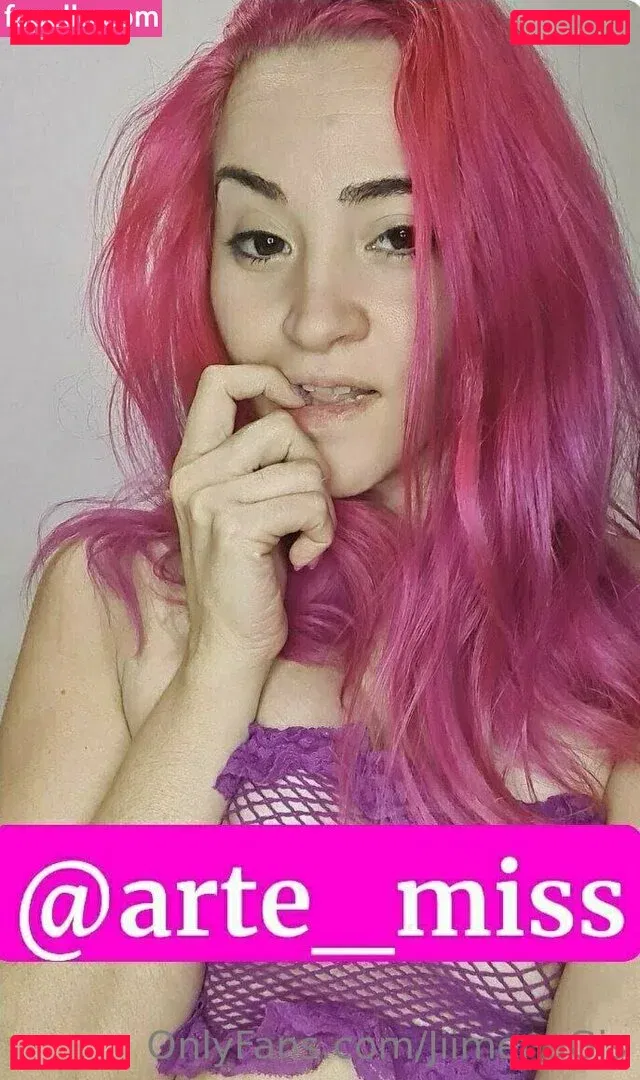 jiimenagis Onlyfans Photo Gallery 