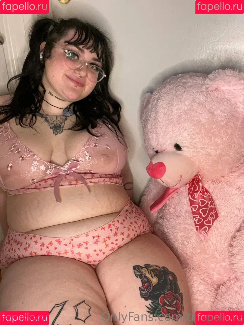 trinitiddie Onlyfans Photo Gallery 