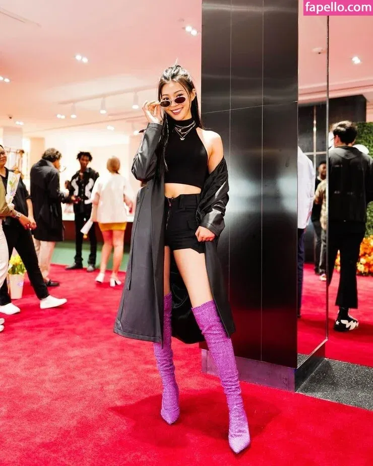 Lucia Liu Onlyfans Photo Gallery 