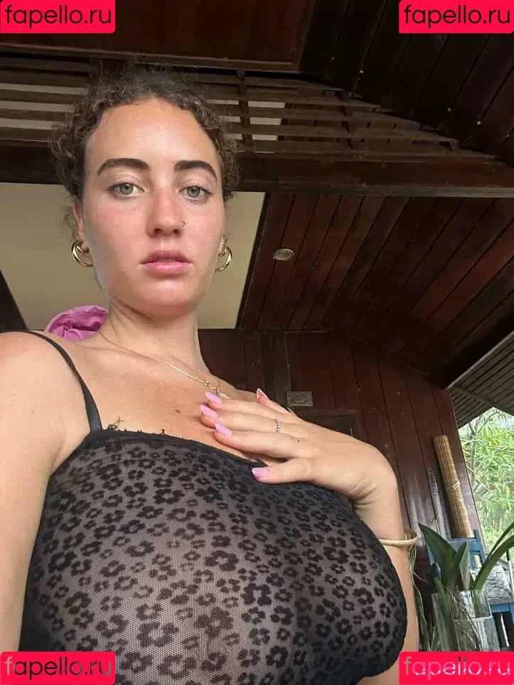 Mirlen Hits Onlyfans Photo Gallery 