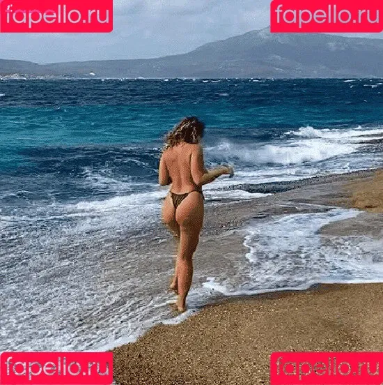 Mirlen Hits Onlyfans Photo Gallery 