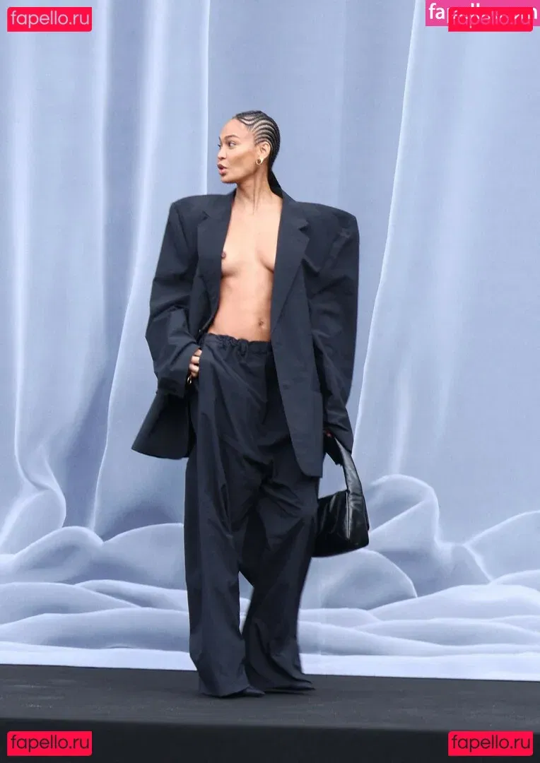 Joan Smalls Onlyfans Photo Gallery 