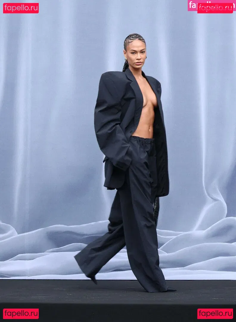 Joan Smalls Onlyfans Photo Gallery 