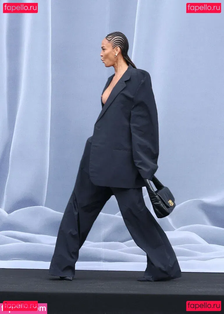 Joan Smalls Onlyfans Photo Gallery 