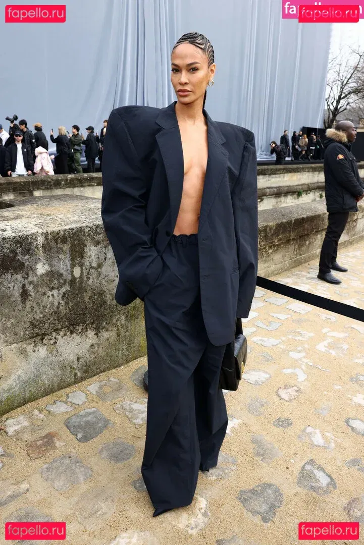 Joan Smalls Onlyfans Photo Gallery 