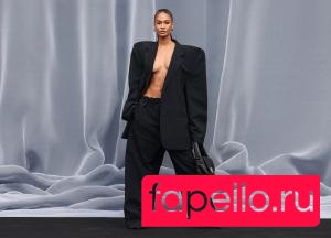 Joan Smalls Nude Onlyfans Photo 12