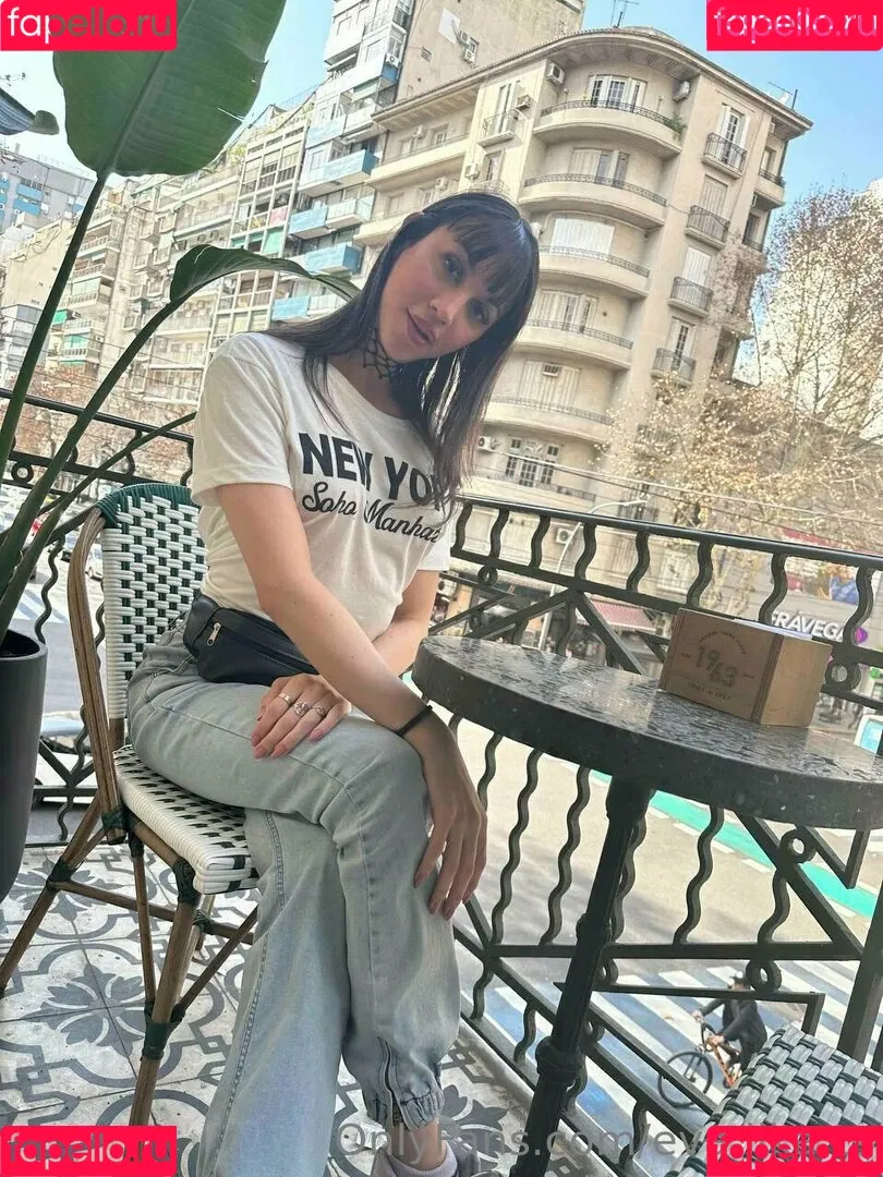 eva.lika.ts Onlyfans Photo Gallery 