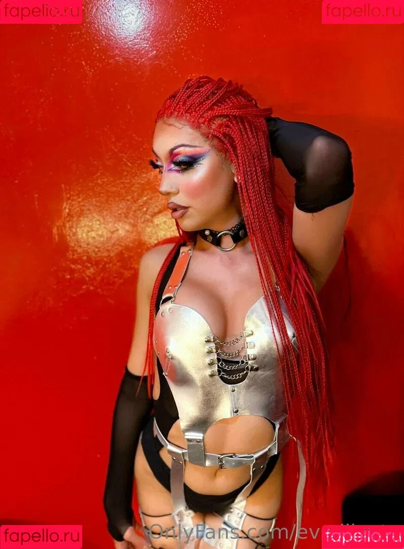 eva.lika.ts Onlyfans Photo Gallery 