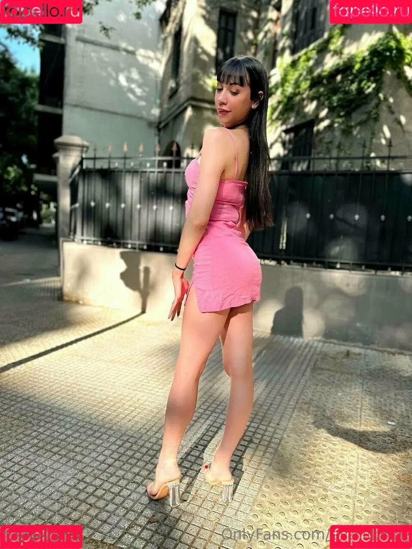 eva.lika.ts Onlyfans Photo Gallery 