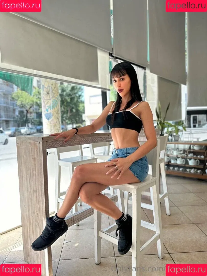eva.lika.ts Onlyfans Photo Gallery 