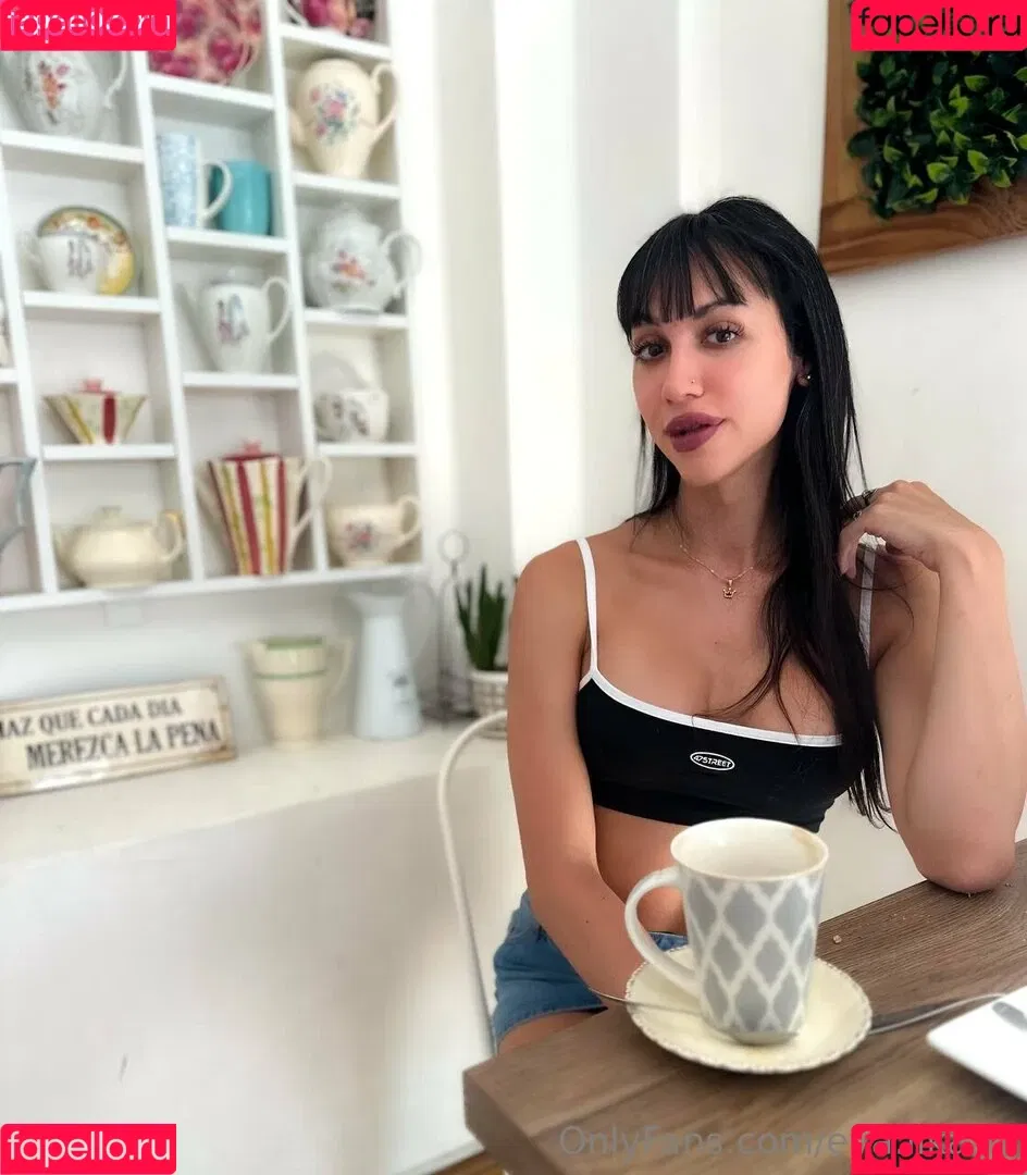 eva.lika.ts Onlyfans Photo Gallery 