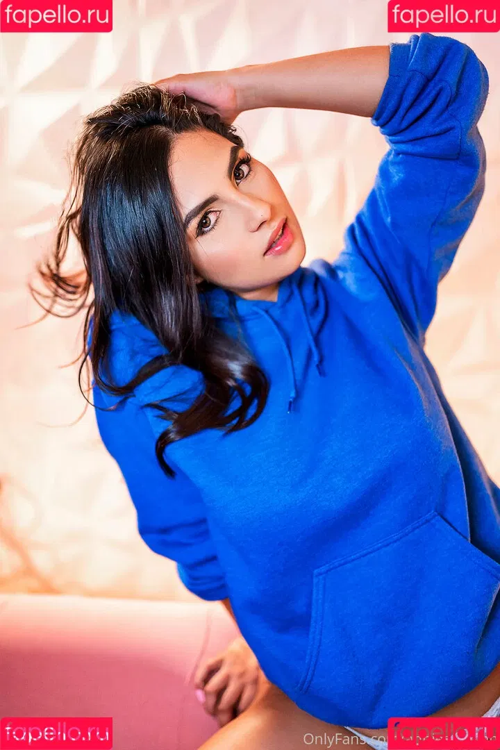 annieguzman Onlyfans Photo Gallery 