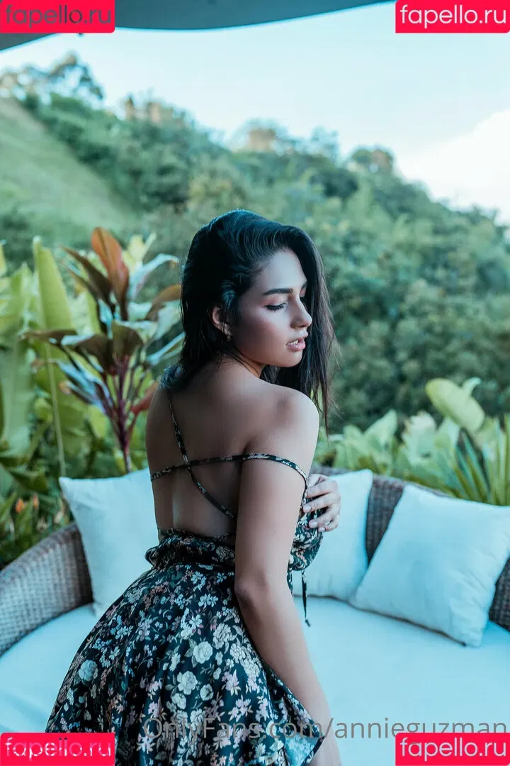 annieguzman Onlyfans Photo Gallery 