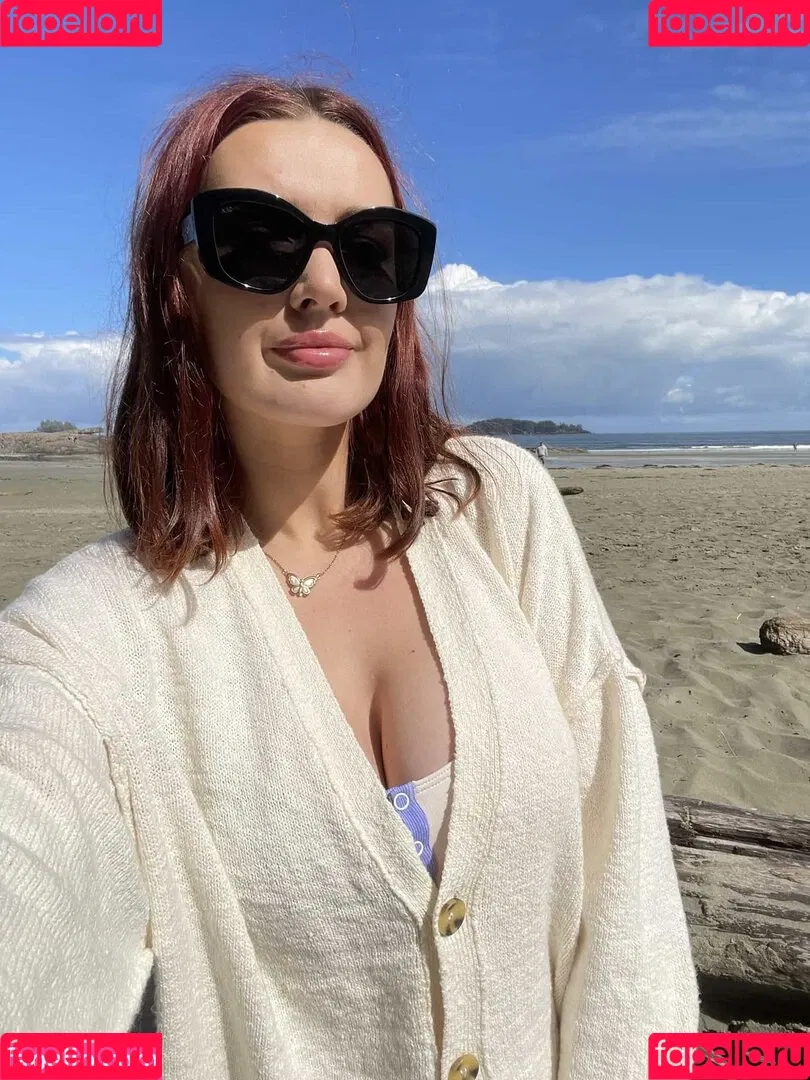 momfinland Onlyfans Photo Gallery 