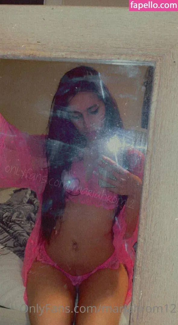 mariahrom12 Onlyfans Photo Gallery 