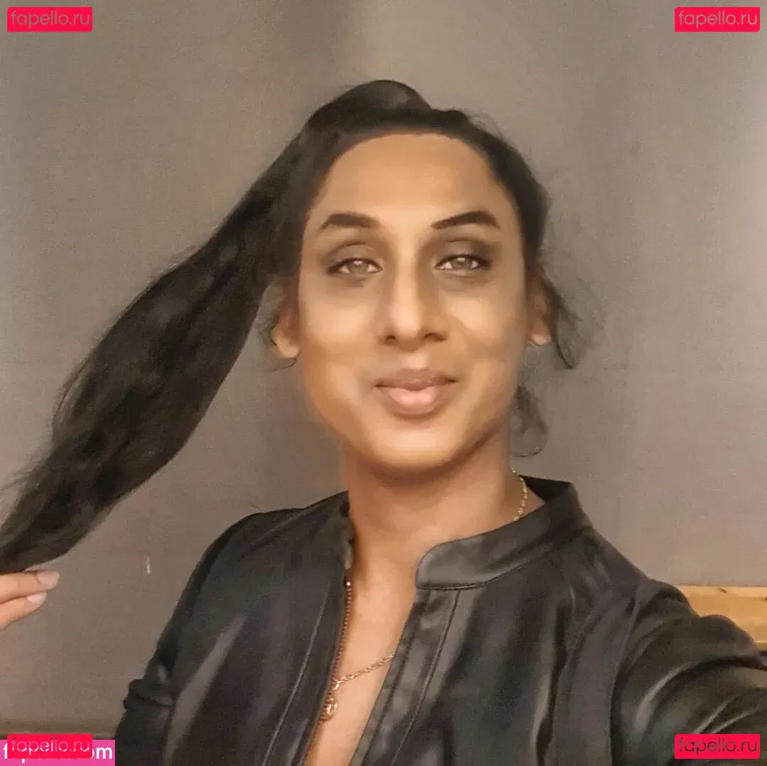 Natassia Crystal Onlyfans Photo Gallery 