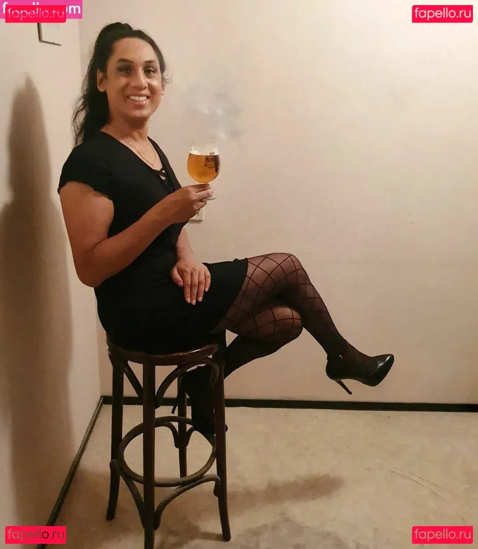 Natassia Crystal Onlyfans Photo Gallery 