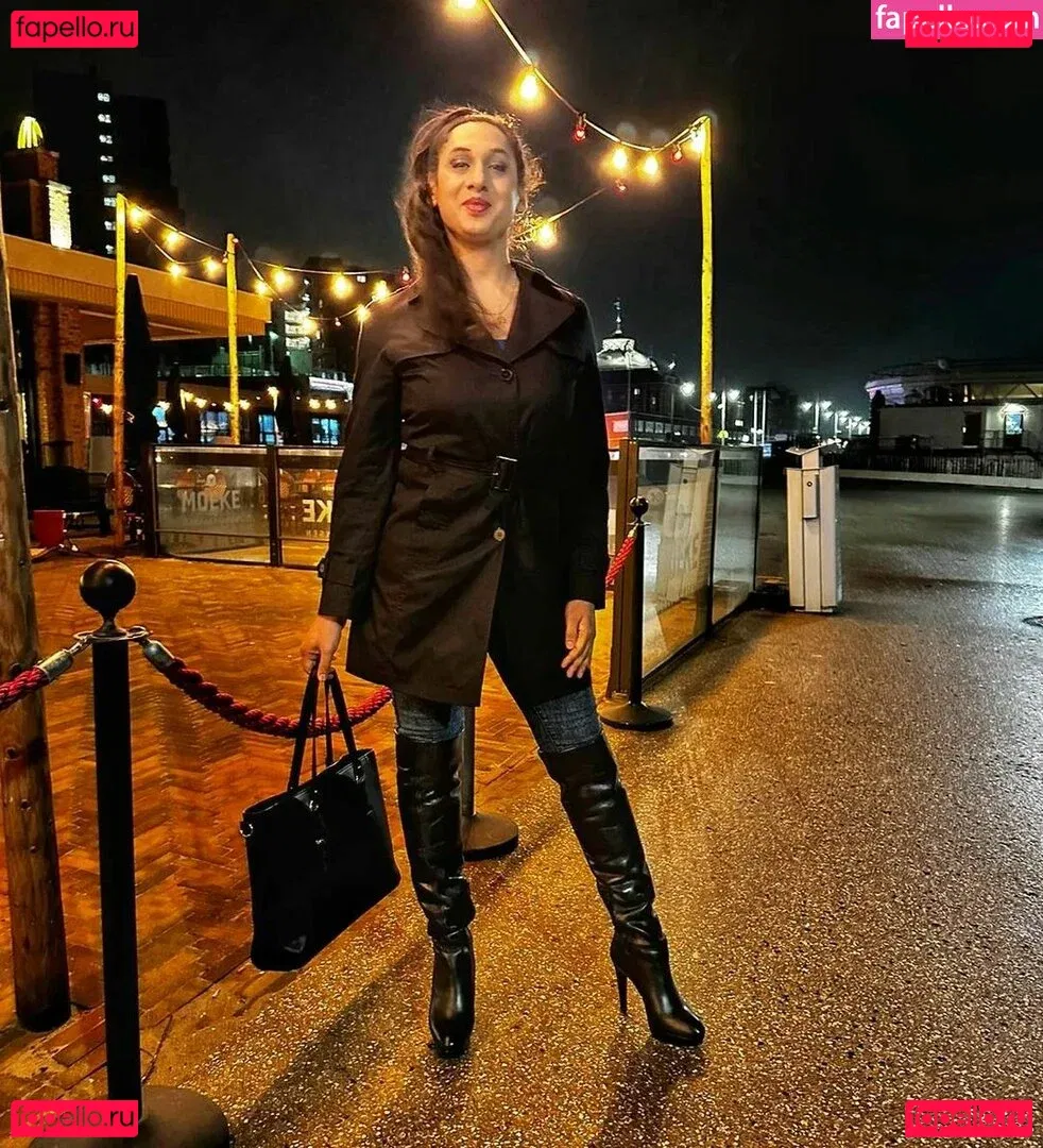 Natassia Crystal Onlyfans Photo Gallery 