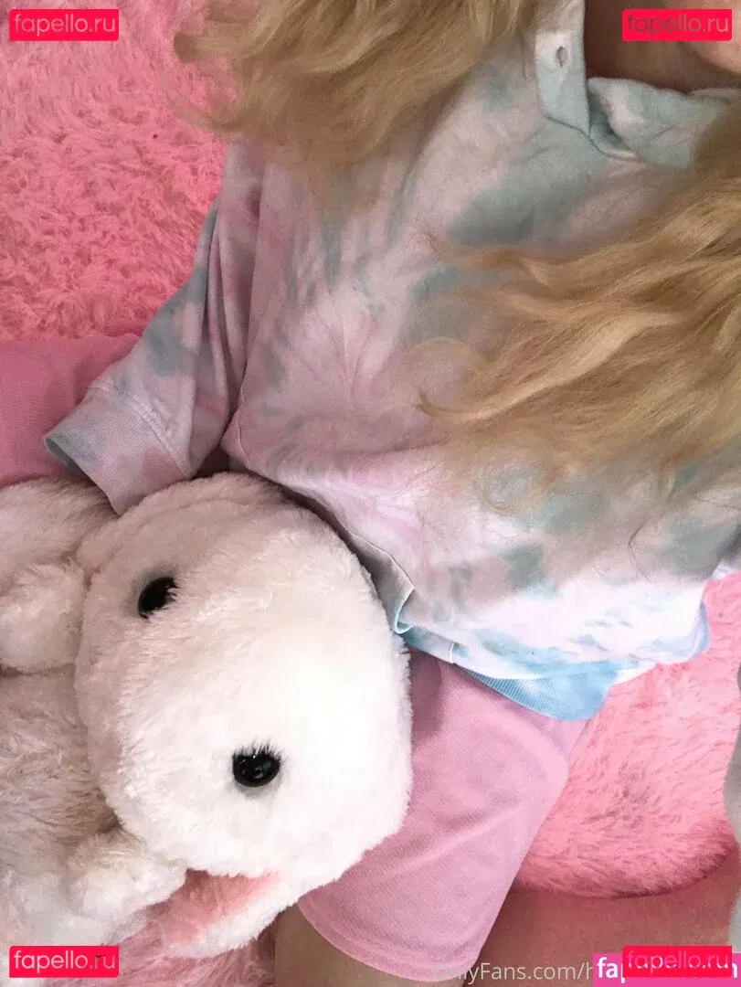 hollynicolebtch Onlyfans Photo Gallery 