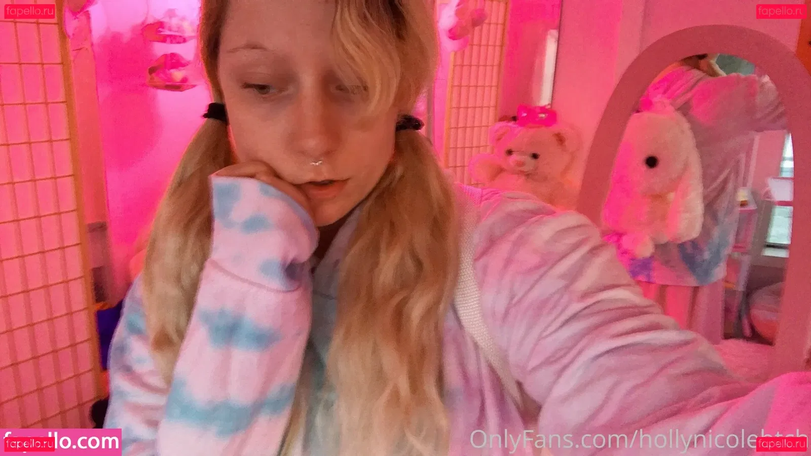 hollynicolebtch Onlyfans Photo Gallery 