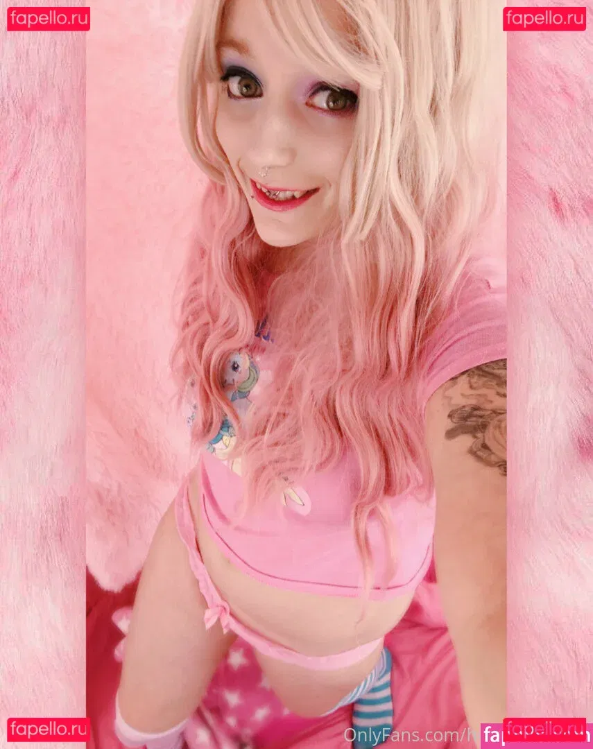 hollynicolebtch Onlyfans Photo Gallery 